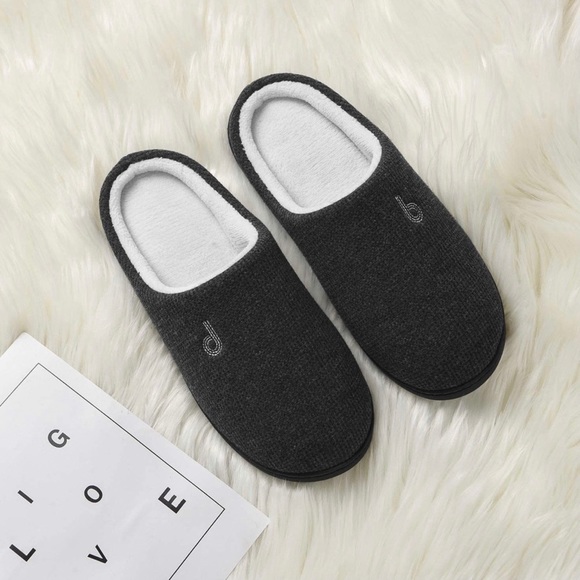 New Women’s Memory Foam House Slippers Gray​ - Picture 6 of 7
